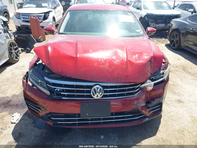 Aukcja sprzedaży 2018 Volkswagen Passat 2.0t R-line/2.0t S, vin: 1VWAA7A3XJC011233, numer aukcji: 44875308