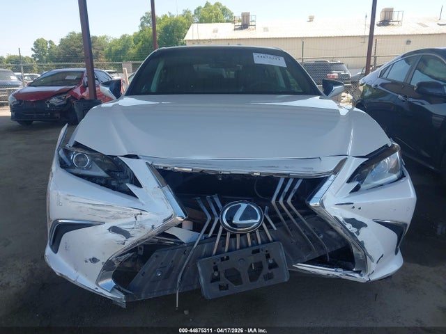 44875311 :رقم المزاد ، 58ADZ1B10LU061594 vin ، 2020 Lexus Es 350 مزاد بيع