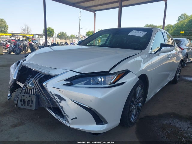 44875311 :رقم المزاد ، 58ADZ1B10LU061594 vin ، 2020 Lexus Es 350 مزاد بيع