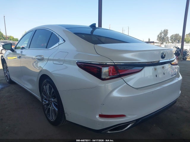 44875311 :رقم المزاد ، 58ADZ1B10LU061594 vin ، 2020 Lexus Es 350 مزاد بيع