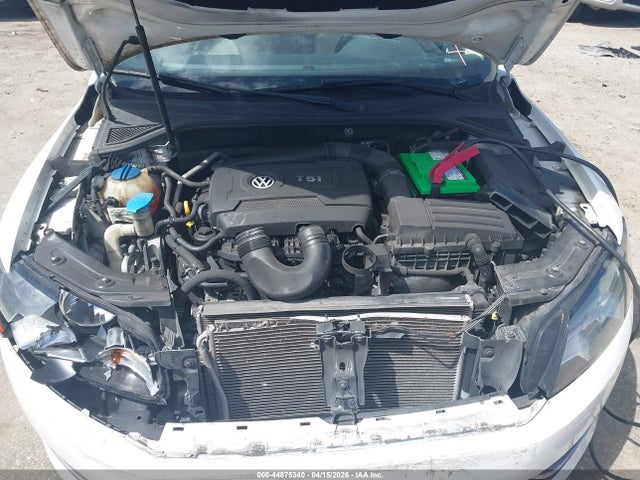 2015 Volkswagen Passat 1.8t Se მანქანა იყიდება აუქციონზე, vin: 1VWBT7A33FC070307, აუქციონის ნომერი: 44875340