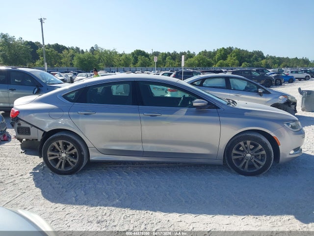 Aukcja sprzedaży 2015 Chrysler 200 Limited, vin: 1C3CCCAB1FN552371, numer aukcji: 44875390