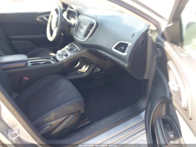 Aukcja sprzedaży 2015 Chrysler 200 Limited, vin: 1C3CCCAB1FN552371, numer aukcji: 44875390