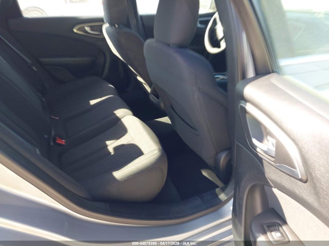 Aukcja sprzedaży 2015 Chrysler 200 Limited, vin: 1C3CCCAB1FN552371, numer aukcji: 44875390