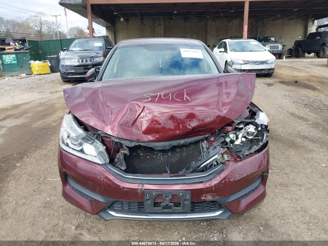 Продажа на аукционе авто 2017 Honda Accord Lx, vin: 1HGCR2F35HA135868, номер лота: 44875413