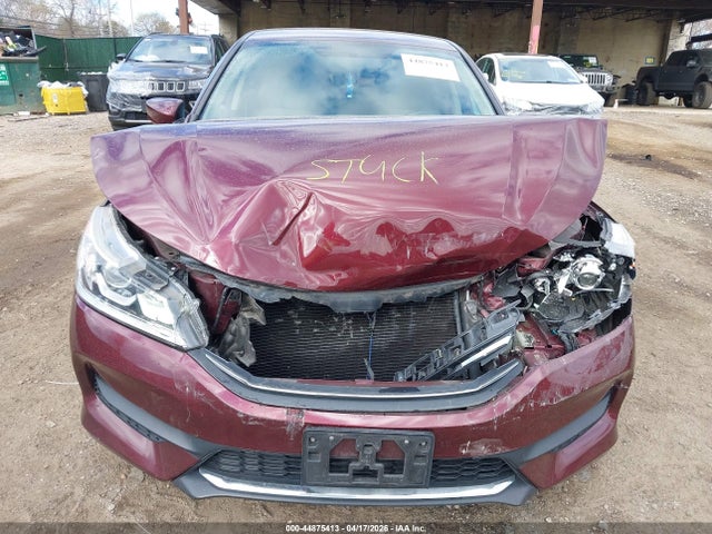 Продажа на аукционе авто 2017 Honda Accord Lx, vin: 1HGCR2F35HA135868, номер лота: 44875413