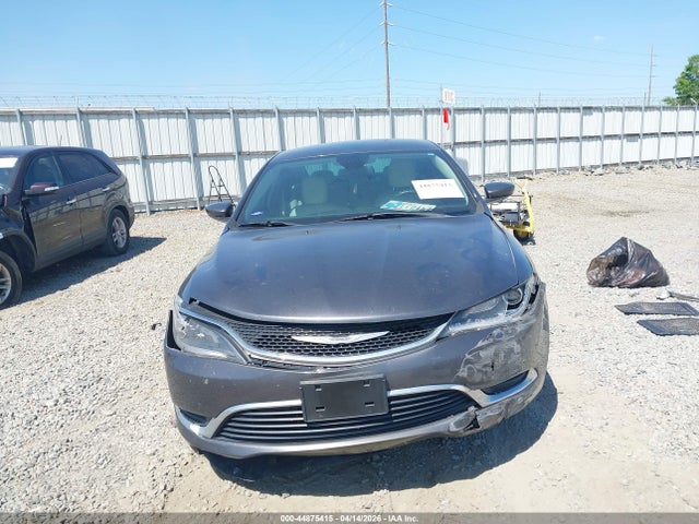 44875415 :رقم المزاد ، 1C3CCCAB8FN534353 vin ، 2015 Chrysler 200 Limited مزاد بيع