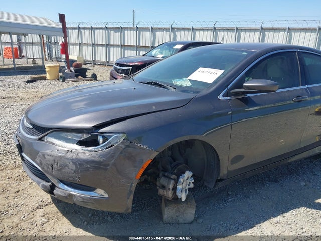 44875415 :رقم المزاد ، 1C3CCCAB8FN534353 vin ، 2015 Chrysler 200 Limited مزاد بيع