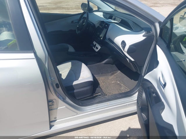 JTDKBRFU9G3500572 Toyota Prius Two