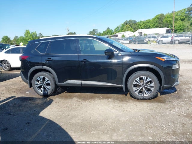 JN8AT3BB0MW236070 Nissan Rogue Sv Intelligent Awd