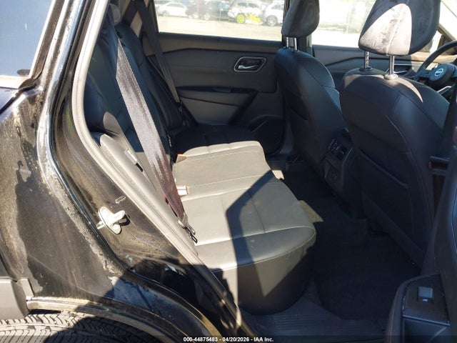 JN8AT3BB0MW236070 Nissan Rogue Sv Intelligent Awd