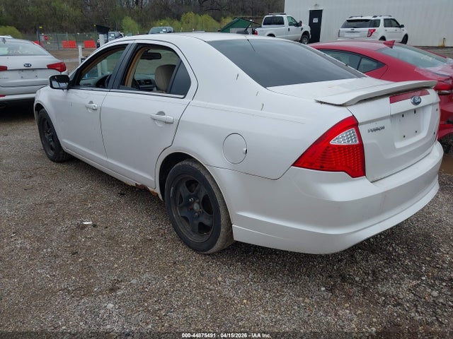 2011 FORD FUSION 3FAHP0HA8BR272333 Photo 2