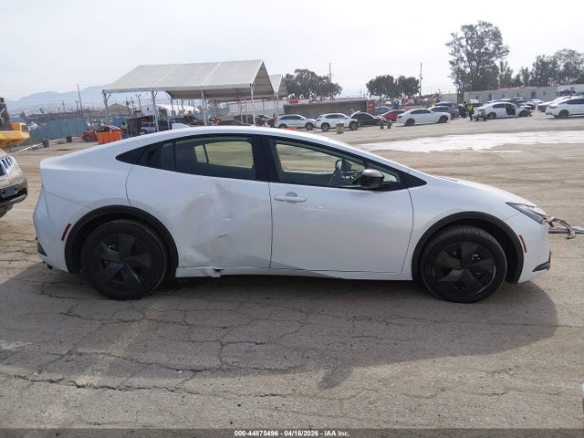 Toyota Prius Le 2023 JTDACAAUXP3000907 Image 13