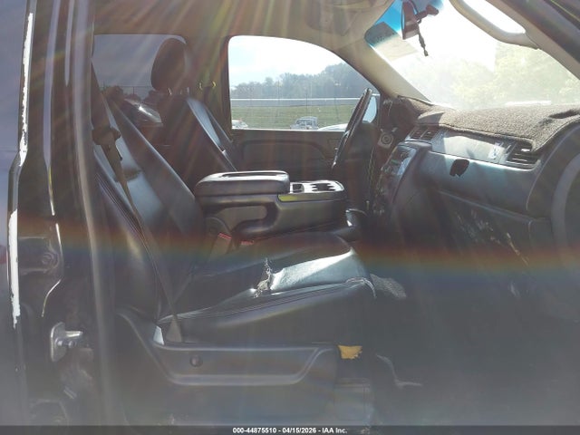 2007 CHEVROLET TAHOE 1GNEC03047R325501 Photo 4