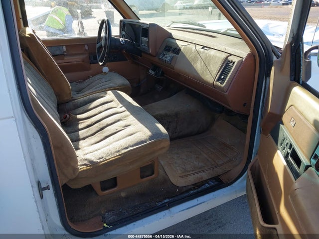 Продаж на аукціоні авто 1989 Gmc Sierra C2500, vin: 2GTFC29K3K1520234, номер лоту: 44875556