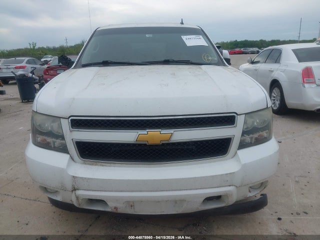 Продаж на аукціоні авто 2013 Chevrolet Suburban 1500 Lt, vin: 1GNSKJE79DR131774, номер лоту: 44875560