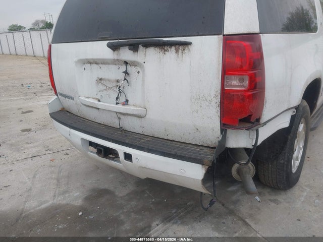 Продаж на аукціоні авто 2013 Chevrolet Suburban 1500 Lt, vin: 1GNSKJE79DR131774, номер лоту: 44875560