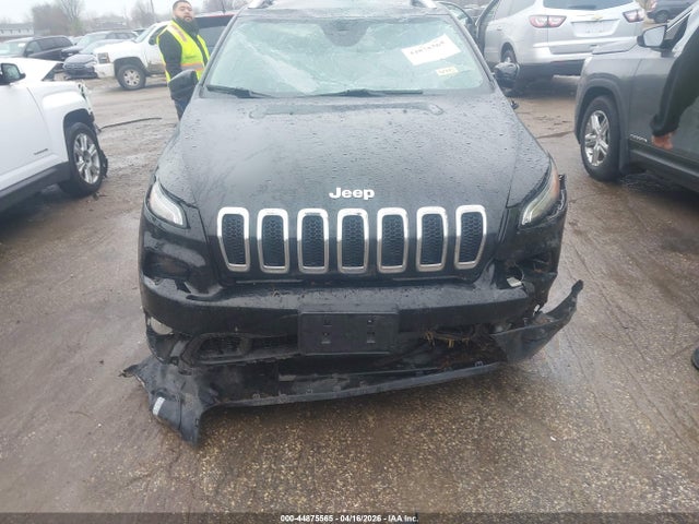 Продаж на аукціоні авто 2017 Jeep Cherokee Latitude 4x4, vin: 1C4PJMCS2HW648237, номер лоту: 44875565