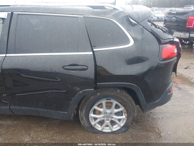 Продаж на аукціоні авто 2017 Jeep Cherokee Latitude 4x4, vin: 1C4PJMCS2HW648237, номер лоту: 44875565