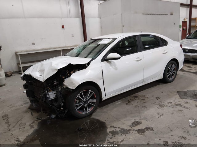 3KPF24AD4NE456241 KIA Forte Lxs