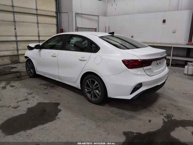3KPF24AD4NE456241 KIA Forte Lxs