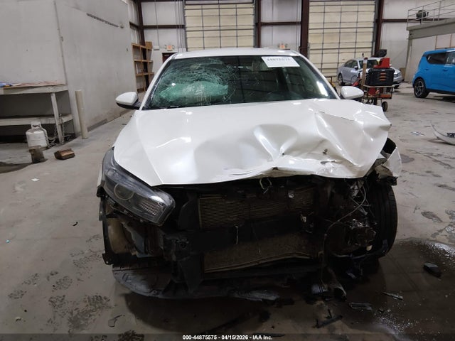 3KPF24AD4NE456241 KIA Forte Lxs