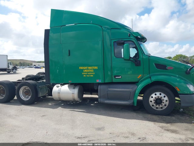 Продажа на аукционе авто 2019 Peterbilt 579, vin: 1XPBDP9XXKD272457, номер лота: 44875622