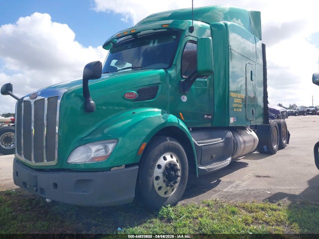 Продажа на аукционе авто 2019 Peterbilt 579, vin: 1XPBDP9XXKD272457, номер лота: 44875622
