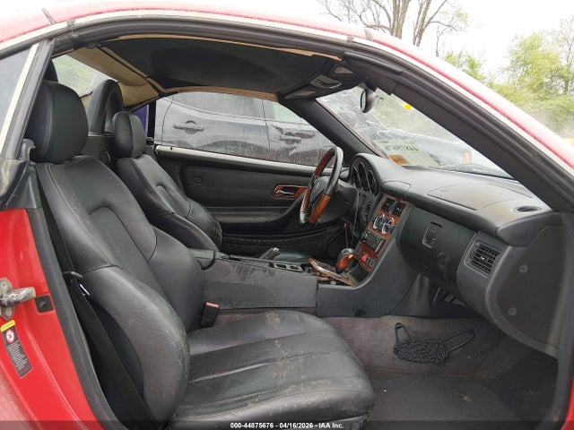 Aukcja sprzedaży 2002 Mercedes-benz Slk 320, vin: WDBKK65F32F260149, numer aukcji: 44875676