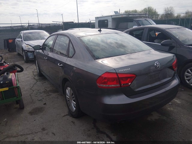 44875681 :رقم المزاد ، 1VWAT7A37EC064973 vin ، 2014 Volkswagen Passat 1.8t S مزاد بيع