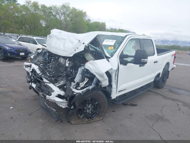 1FT8W3BT5REF85071 Ford F-350 Xl