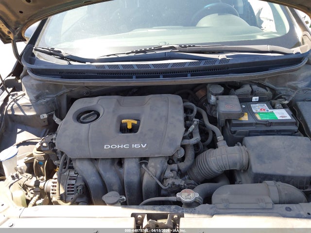 KIA FORTE LX 2017 3KPFK4A7XHE043853 Image 10