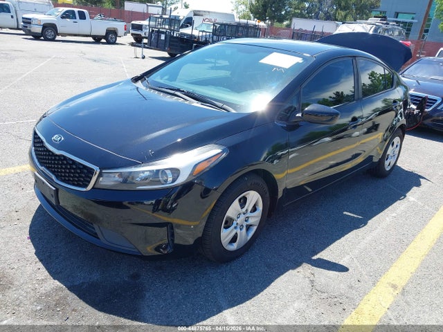 KIA FORTE LX 2017 3KPFK4A7XHE043853 Image 2