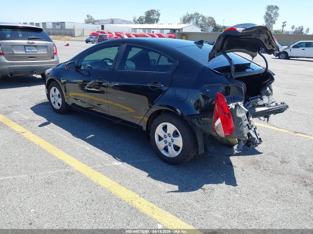 KIA FORTE LX 2017 3KPFK4A7XHE043853 Image 3