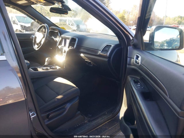 Продаж на аукціоні авто 2018 Jeep Grand Cherokee Laredo E 4x4, vin: 1C4RJFAG8JC505688, номер лоту: 44875843