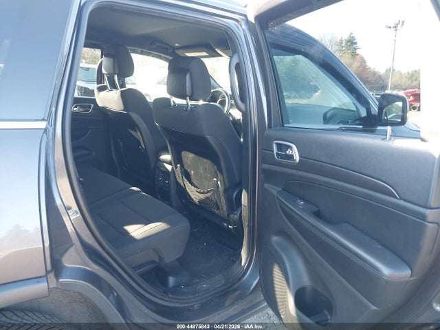 Продаж на аукціоні авто 2018 Jeep Grand Cherokee Laredo E 4x4, vin: 1C4RJFAG8JC505688, номер лоту: 44875843