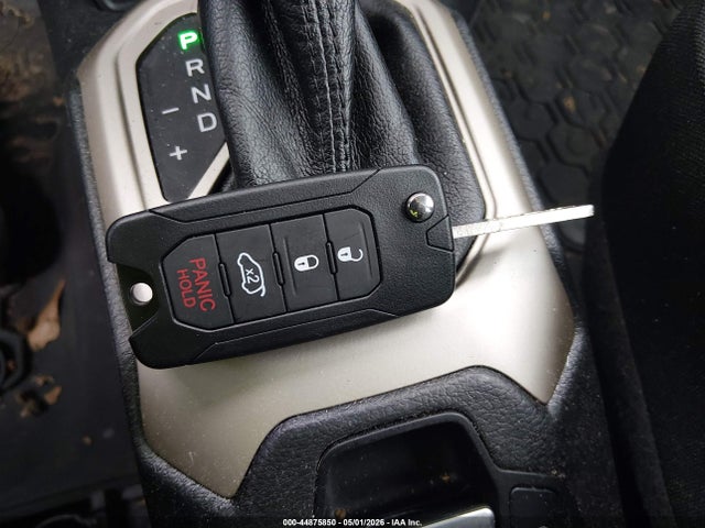 Aukcja sprzedaży 2015 Jeep Renegade Sport, vin: ZACCJAAT0FPB58573, numer aukcji: 44875850