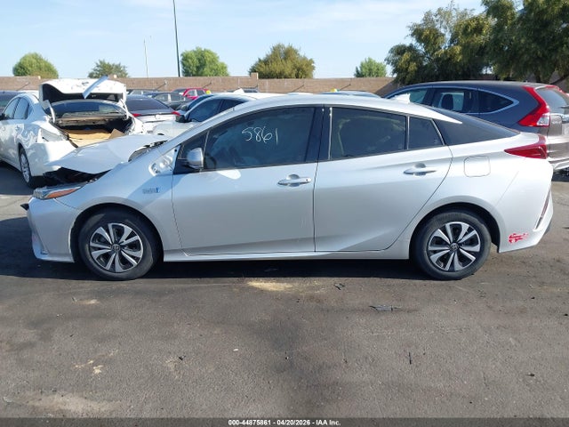 Toyota Prius Prime Premium 2017 JTDKARFP6H3038292 Image 14