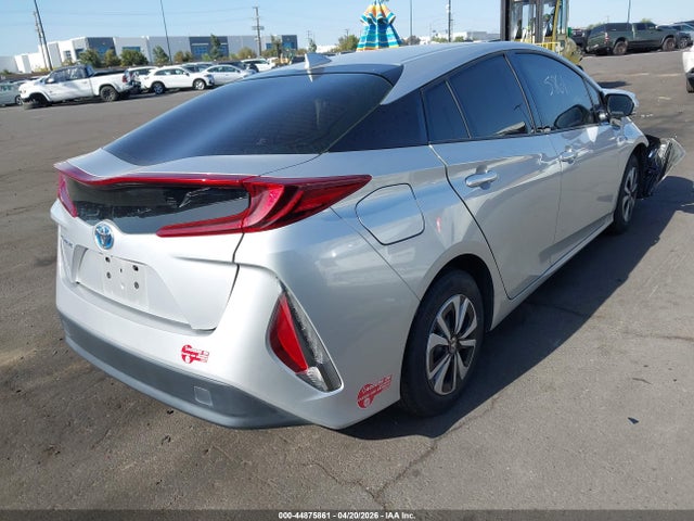 Toyota Prius Prime Premium 2017 JTDKARFP6H3038292 Image 4