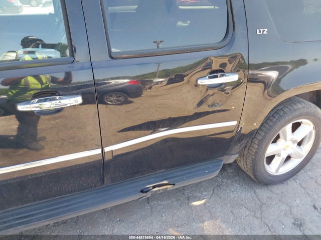 Aukcja sprzedaży 2010 Chevrolet Suburban 1500 Ltz, vin: 1GNUKKE31AR188462, numer aukcji: 44875894