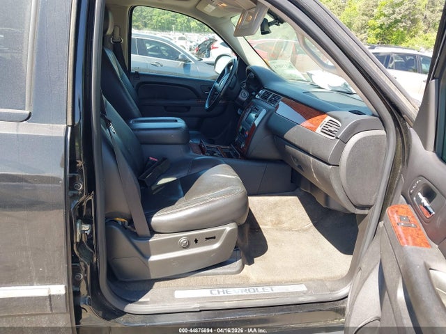 Aukcja sprzedaży 2010 Chevrolet Suburban 1500 Ltz, vin: 1GNUKKE31AR188462, numer aukcji: 44875894