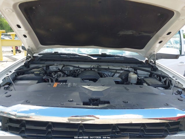 44875899 :رقم المزاد ، 3GCUKREC4JG302827 vin ، 2018 Chevrolet Silverado 1500 1lt مزاد بيع