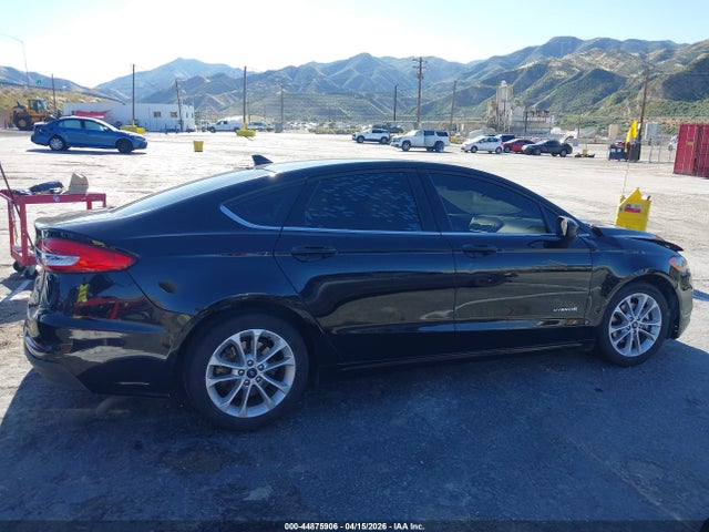 Ford Fusion Hybrid Se 2019 3FA6P0LU1KR174432 Image 13