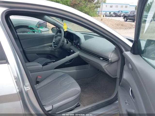 44875928 :رقم المزاد ، 5NPLM4AG8PH104074 vin ، 2023 Hyundai Elantra Sel مزاد بيع
