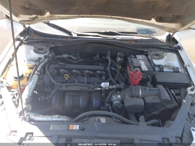 44876037 :رقم المزاد ، 3FAHP0HA9CR277347 vin ، 2012 Ford Fusion Se مزاد بيع