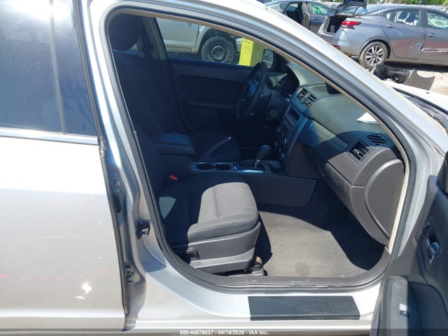 44876037 :رقم المزاد ، 3FAHP0HA9CR277347 vin ، 2012 Ford Fusion Se مزاد بيع