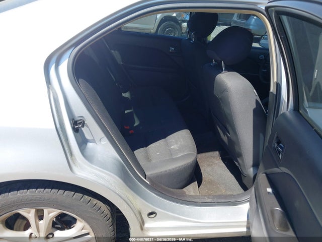 44876037 :رقم المزاد ، 3FAHP0HA9CR277347 vin ، 2012 Ford Fusion Se مزاد بيع