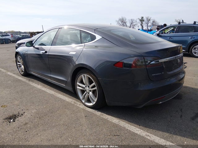 Tesla MODEL S 2015 5YJSA1H2XFF089460 Image 3