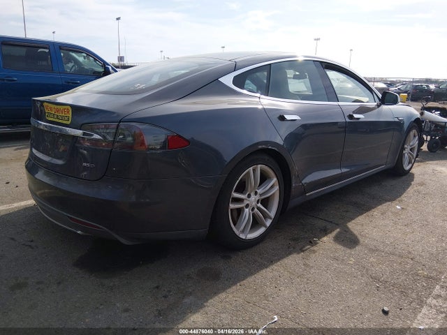 Tesla MODEL S 2015 5YJSA1H2XFF089460 Image 4