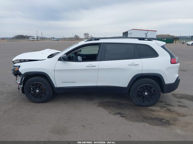 Продаж на аукціоні авто 2022 Jeep Cherokee Latitude Lux 4x4, vin: 1C4PJMMX2ND539679, номер лоту: 44876062